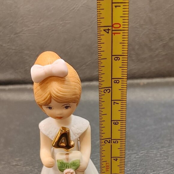 Enesco Growing Up Girls “Age 4” Porcelain Figurine - Picture 5 of 5